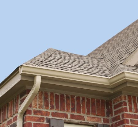Why Copper and Seamless Aluminum Gutters Hold Up Best Against Gonzales Flash Flooding