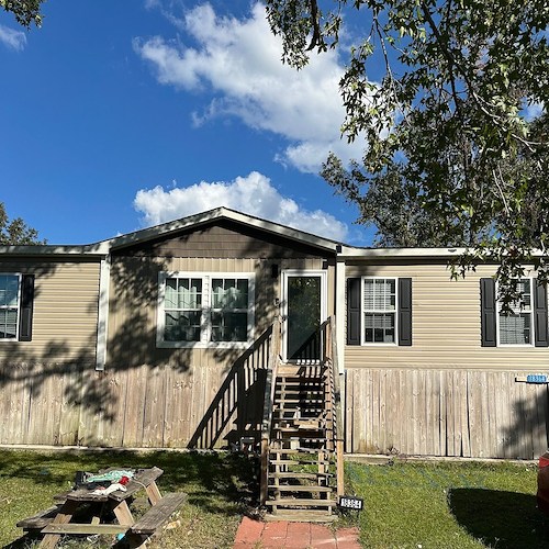 New-Porch-Build-in-Gonzales 1